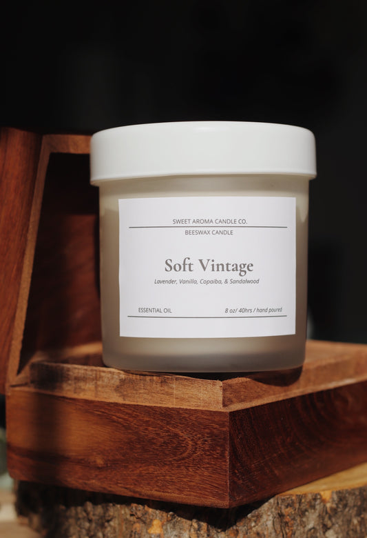Soft Vintage 8 oz Essential Oil Candle